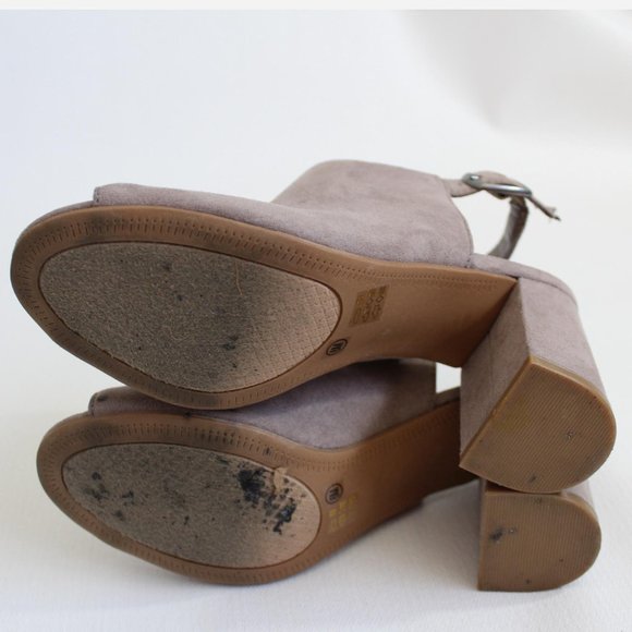 CL by Laundry Bestie Sandals Open Toe Faux Suede - Picture 6 of 8